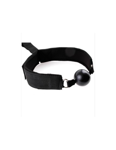 Mordaza y Esposas en Restricciones Negro