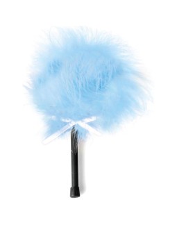 Plumero con Marabu Azul